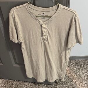 American Eagle Outfitters Men's Beige Short Sleeve Henley